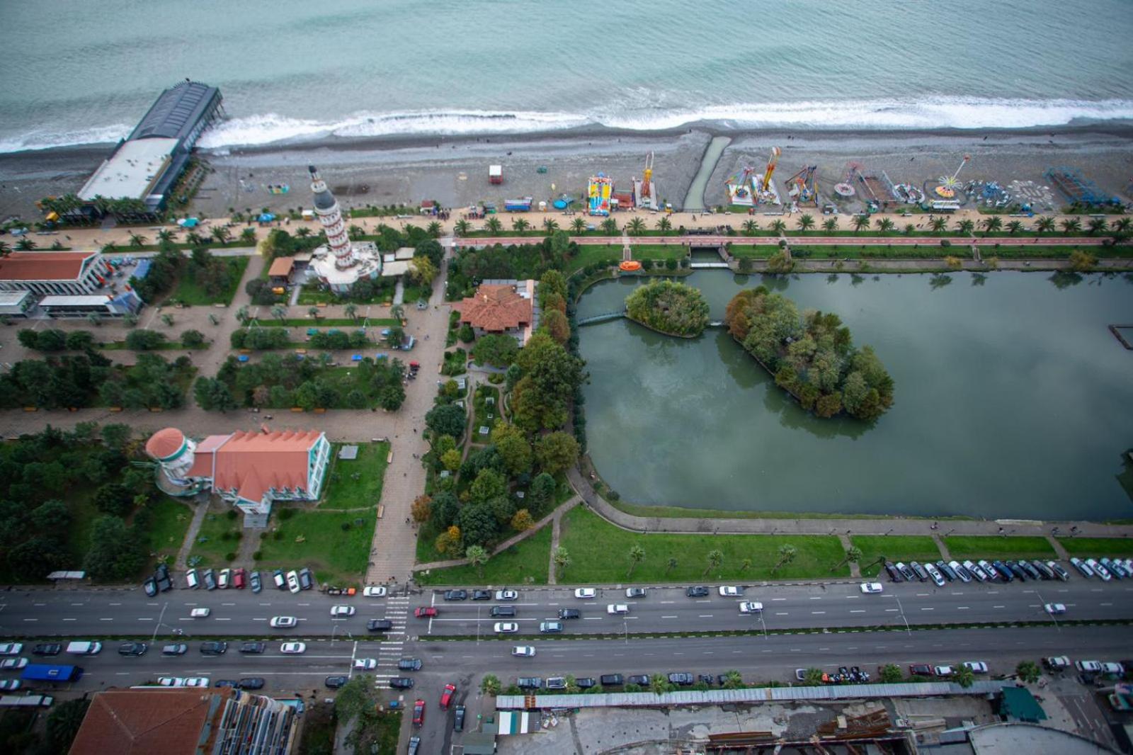 Suites Orbi City Aparthotel Batumi Esterno foto