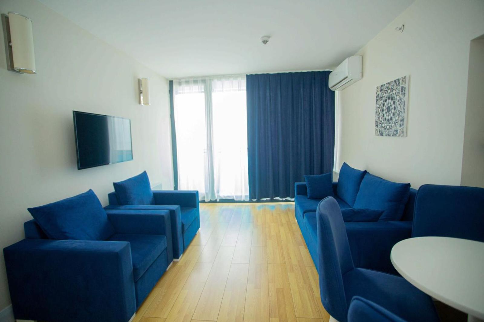 Suites Orbi City Aparthotel Batumi Esterno foto