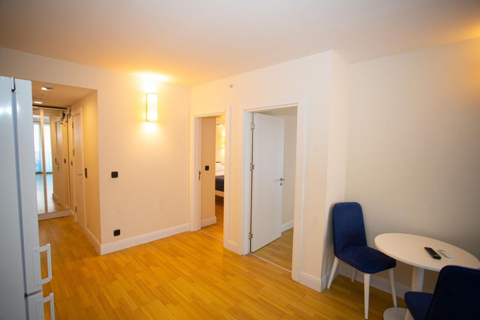 Suites Orbi City Aparthotel Batumi Esterno foto