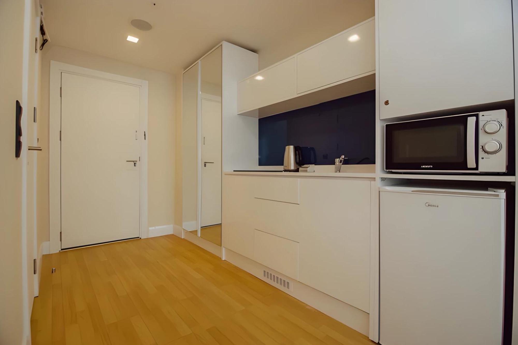 Suites Orbi City Aparthotel Batumi Esterno foto